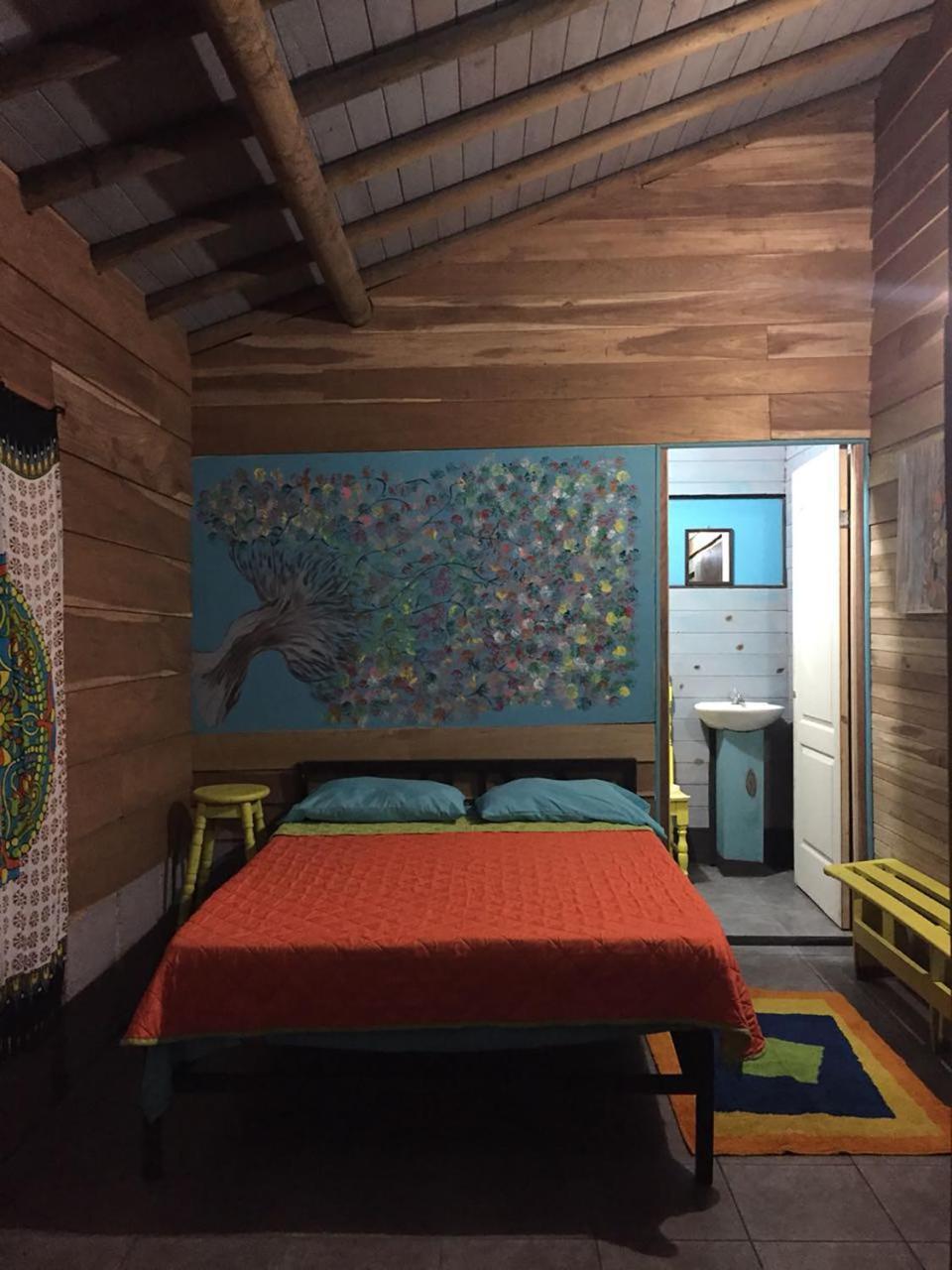 Wood House Hostel La Fortuna Exteriör bild